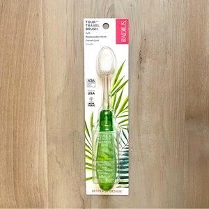 🟢 {3/$15} Radius Tour Travel Brush Toothbrush